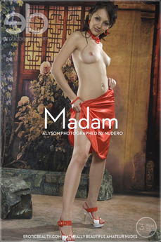 Madame – Alyson par Nudero (16 photos)
